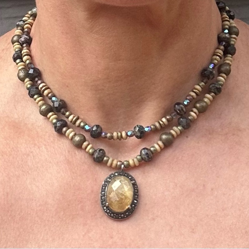 NWOT Artisan Beaded Necklace in Brown, Cream and Bronze